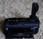 Батарейный блок Canon BG-E2